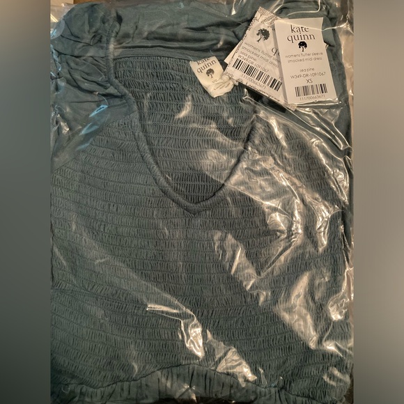 NWT Kate Quinn Bamboo Women’s XS Flutter Sleeve Smocked Midi Dress in Sea Pine - Picture 2 of 2